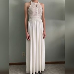 Morgan & Co. Cream Colored Floor-length Prom Dress
